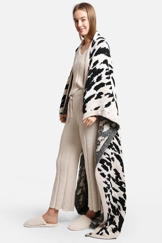 Beige Cheetah Print Luxury Soft Throw Blanket